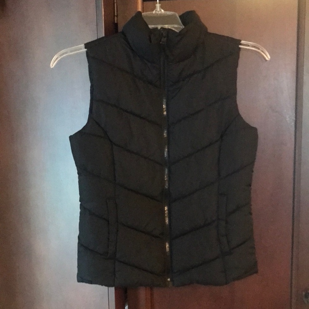 Aeropostale vest